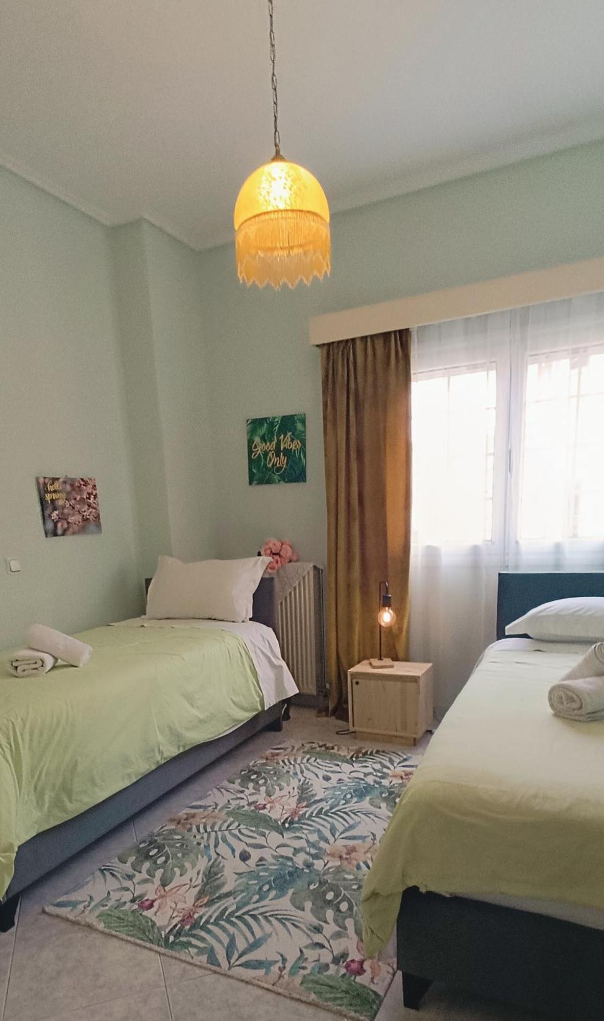 Maria Guesthouse Aliveri Habitación foto